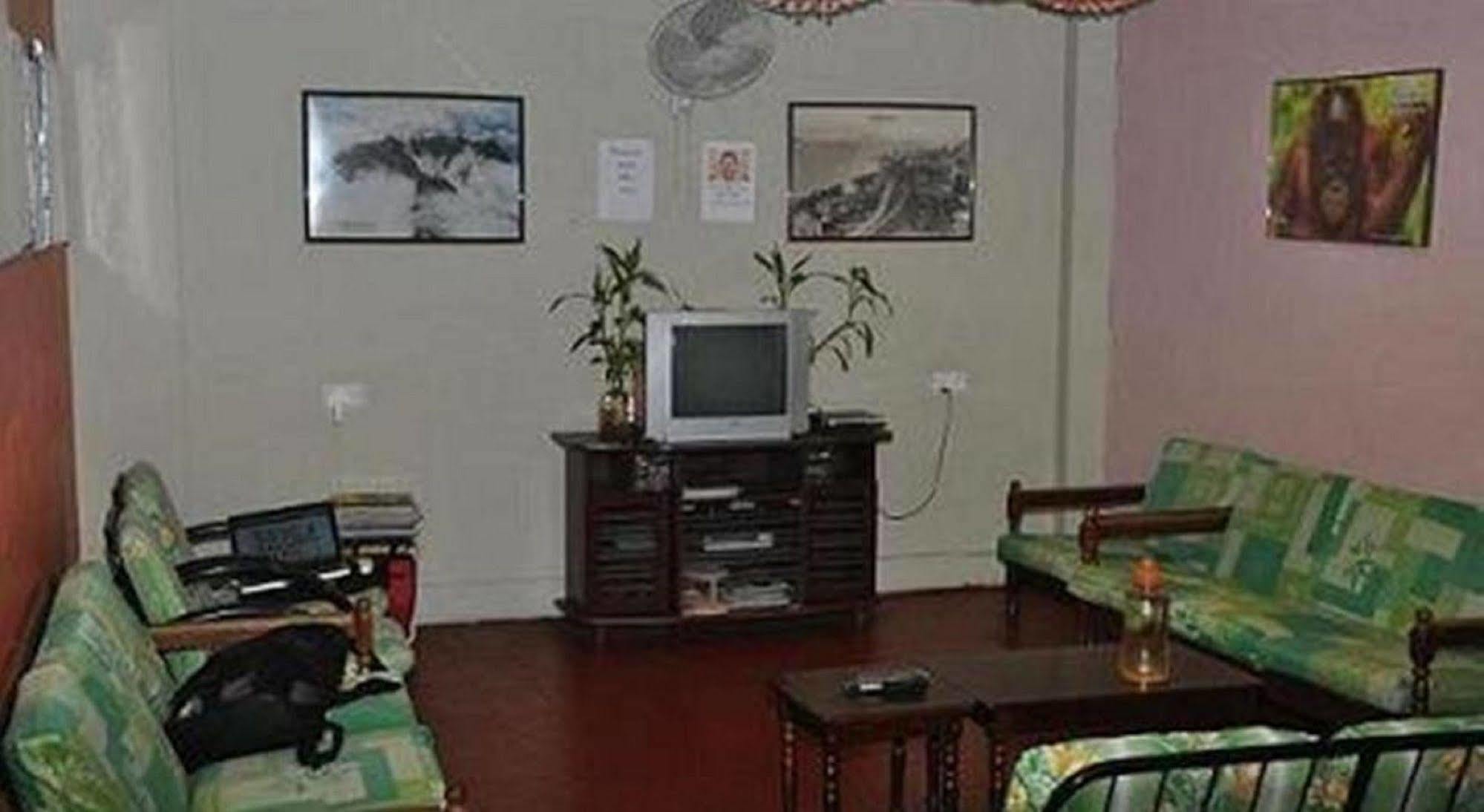 Stay In Lodge Kota Kinabalu Exteriör bild
