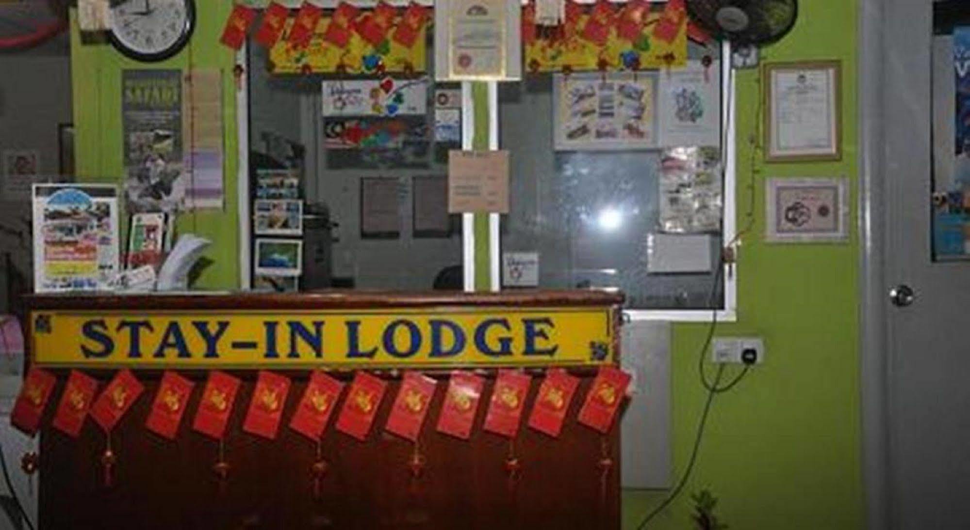 Stay In Lodge Kota Kinabalu Exteriör bild