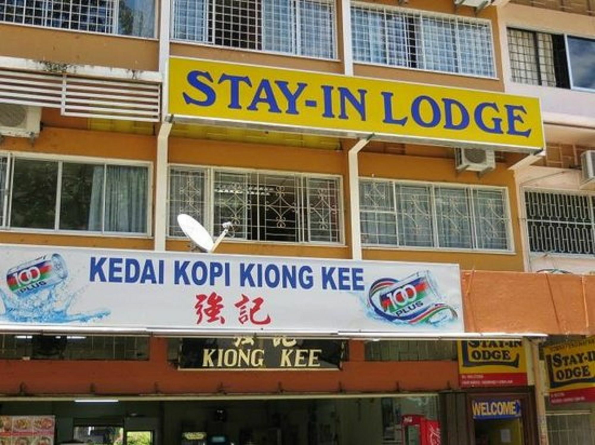 Stay In Lodge Kota Kinabalu Exteriör bild